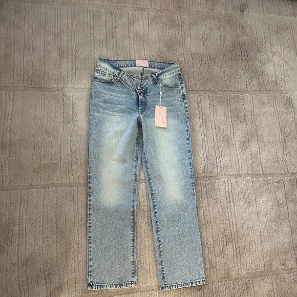 Brand New Revice V Cut Jeans - Picture 1 of 3
